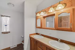 2048 Fairway Ln, Greeley, CO 80634 - Photo 19