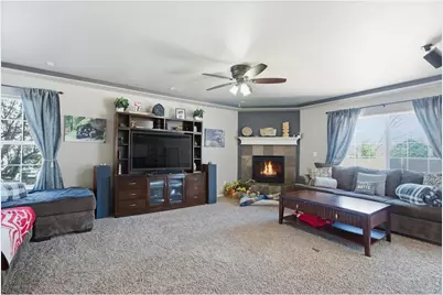 3627 Maplewood Ln, Johnstown, CO 80534 - Photo 11