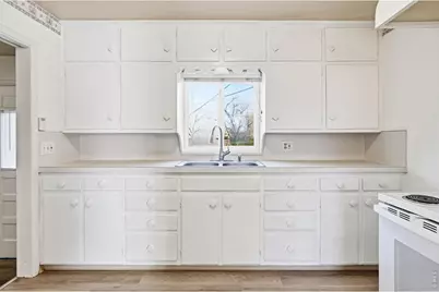 2310 Kirkview Dr, Loveland, CO 80538 - Photo 13