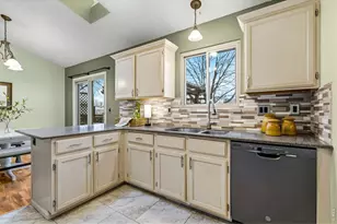 1064 S Edinburgh Dr, Loveland, CO 80537 - Photo 11