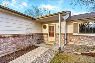 1064 S Edinburgh Dr, Loveland, CO 80537 - Photo 5