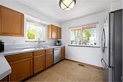 2105 Kiersi Ct, Johnstown, CO 80534 - Photo 11