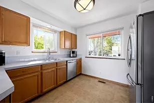 2105 Kiersi Ct, Johnstown, CO 80534 - Photo 11