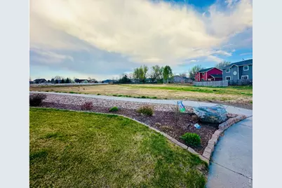 2105 Kiersi Ct, Johnstown, CO 80534 - Photo 3