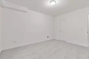 2307 Bluebird Dr, Longmont, CO 80504 - Photo 39