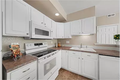 640 Gooseberry Dr #806, Longmont, CO 80503 - Photo 11