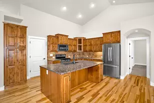 3300 69th Ave, Greeley, CO 80634 - Photo 5