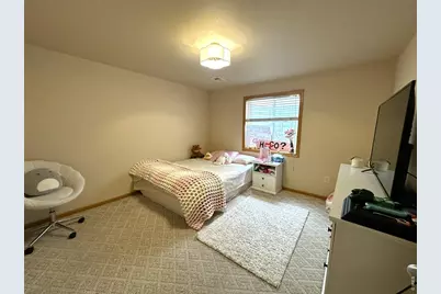 1720 E 11th St, Loveland, CO 80537 - Photo 13