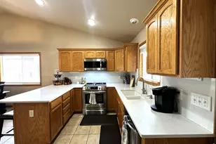 1720 E 11th St, Loveland, CO 80537 - Photo 7
