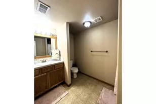 1720 E 11th St, Loveland, CO 80537 - Photo 15