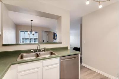 1419 Red Mountain Dr #15, Longmont, CO 80504 - Photo 11