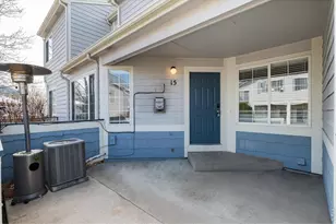 1419 Red Mountain Dr, Longmont, CO 80504 - Photo 3