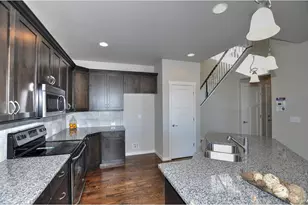 1197 Crown Sparrow St, Johnstown, CO 80534 - Photo 3