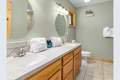 726 Black Canyon Dr, Estes Park, CO 80517 - Photo 23