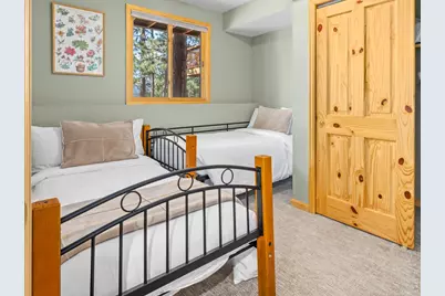 726 Black Canyon Dr, Estes Park, CO 80517 - Photo 27