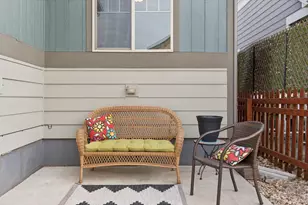 1216 Hummingbird Cir, Longmont, CO 80501 - Photo 17