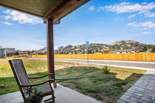 1616 Continental Peaks Cir, Estes Park, CO 80517 - Photo 37