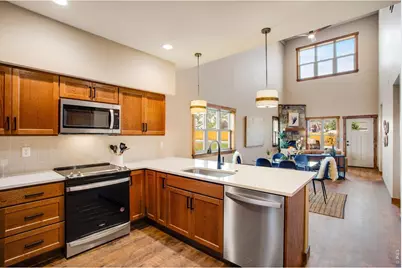 1616 Continental Peaks Cir, Estes Park, CO 80517 - Photo 15