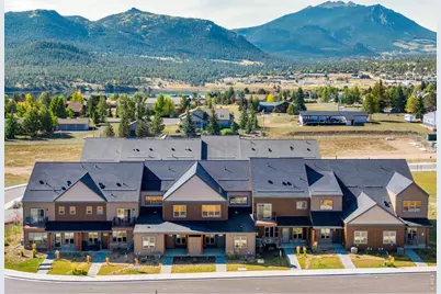 1720 Continental Peaks Cir, Estes Park, CO 80517 - Photo 31