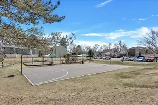 1912 Lydia Dr, Lafayette, CO 80026 - Photo 3