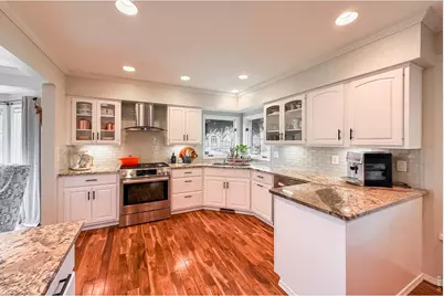 1204 Twin Peaks Cir, Longmont, CO 80503 - Photo 11