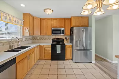 2201 Mountair Ln, Greeley, CO 80634 - Photo 11