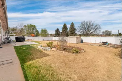 2201 Mountair Ln, Greeley, CO 80634 - Photo 43