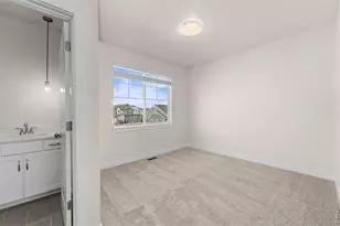 4216 Trapper Lake Dr, Loveland, CO 80538 - Photo 15