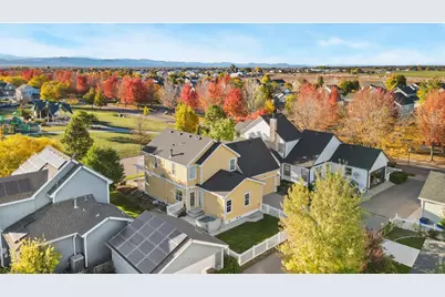 1119 Founders Cir, Windsor, CO 80550 - Photo 49