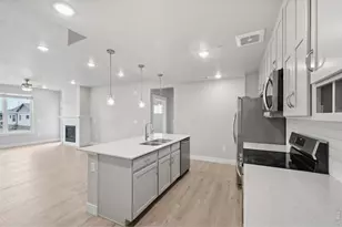 265 High Point Dr, Longmont, CO 80504 - Photo 3