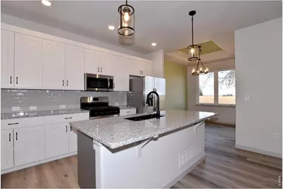 1156 Crown Sparrow St, Johnstown, CO 80534 - Photo 7