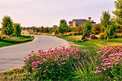 12902 Woodridge Dr, Longmont, CO 80504 - Photo 3