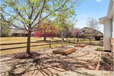 2057 Falcon Dr, Longmont, CO 80503 - Photo 29