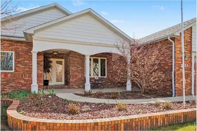 2057 Falcon Dr, Longmont, CO 80503 - Photo 3