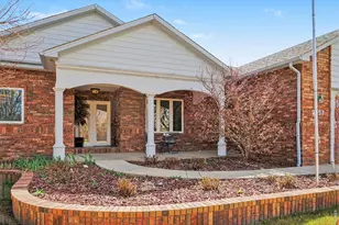 2057 Falcon Dr, Longmont, CO 80503 - Photo 3