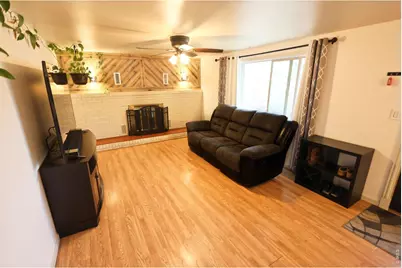 507 W 11th St, Loveland, CO 80537 - Photo 7