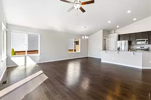 1882 Egnar St, Loveland, CO 80538 - Photo 7