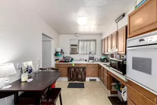 27 Newland Ct, Lakewood, CO 80226 - Photo 9