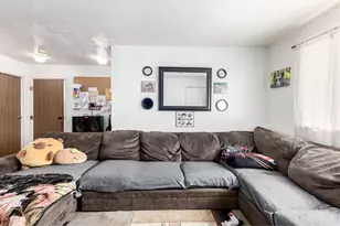 27 Newland Ct, Lakewood, CO 80226 - Photo 7