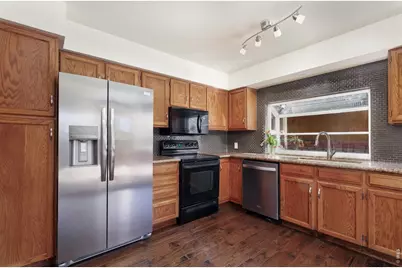 1224 Cornell Dr, Longmont, CO 80503 - Photo 11