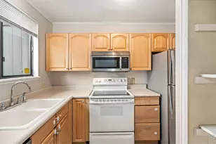 1610 Westbridge Dr, Fort Collins, CO 80526 - Photo 9