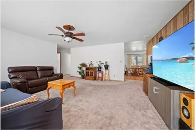 815 Vickie St, Fort Morgan, CO 80701 - Photo 3