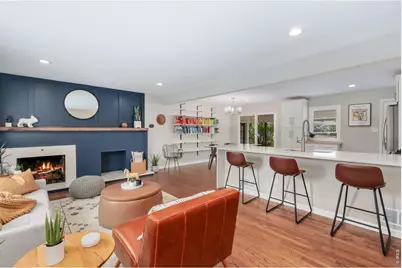 537 Crestmore Pl, Fort Collins, CO 80521 - Photo 3