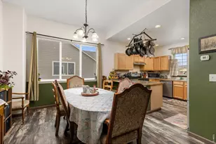 324 E 29th St, Greeley, CO 80631 - Photo 9