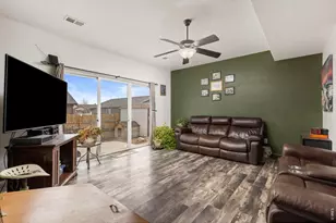 324 E 29th St, Greeley, CO 80631 - Photo 13