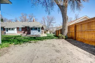 10 S Fremont Ave, Johnstown, CO 80534 - Photo 23