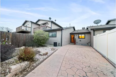 813 E 8th Ave, Fort Morgan, CO 80701 - Photo 33