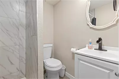 2101 Wedgewood Ct, Greeley, CO 80631 - Photo 13