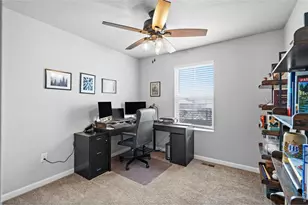 27074 E Archer Ave, Aurora, CO 80018 - Photo 27