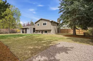 1819 Manchester Dr, Fort Collins, CO 80526 - Photo 25